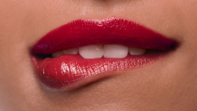 Clarins – Joli rouge